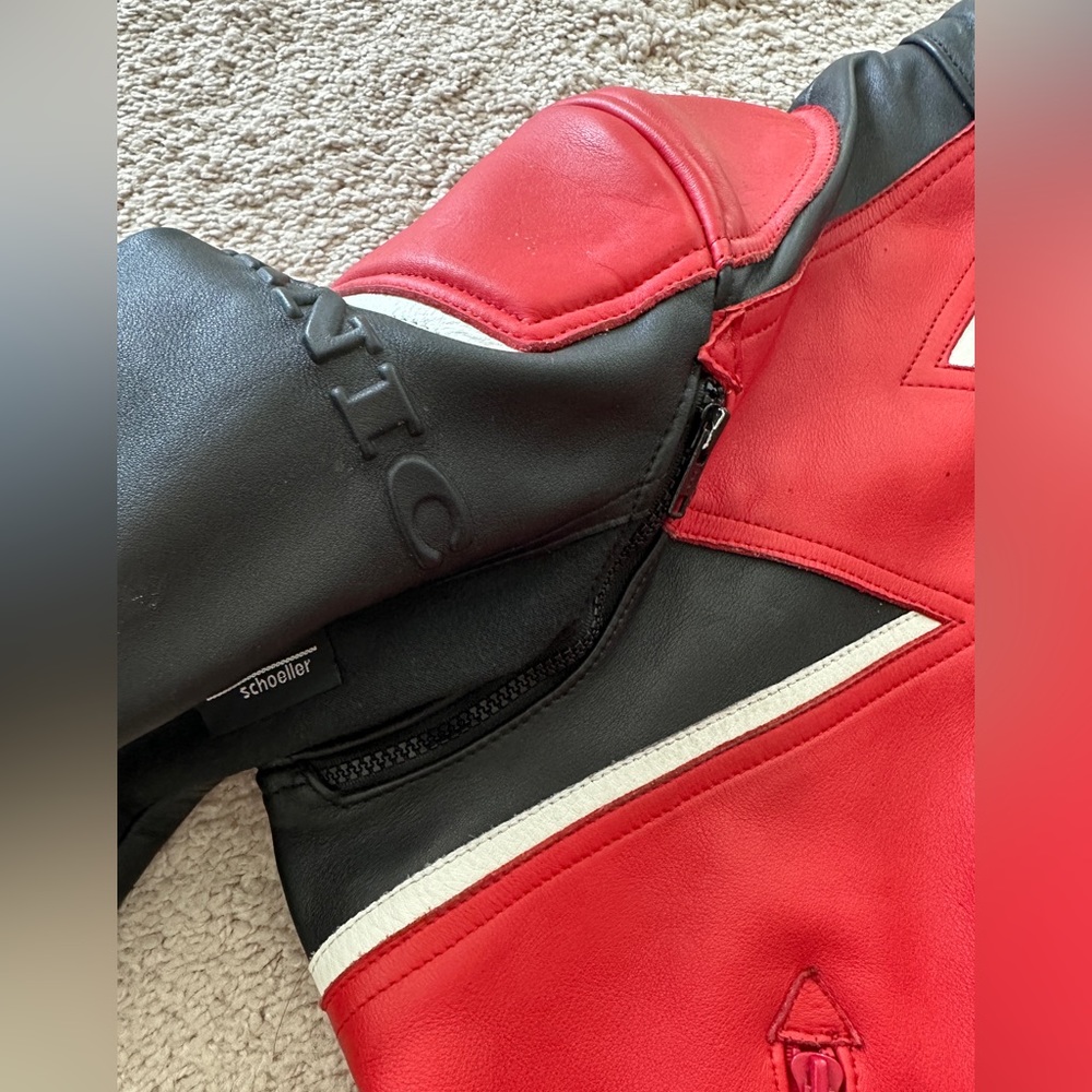 Red & Black Zigzag Lightening Strike Genuine Leather Motorcycle Jacket - Picture 9 of 12